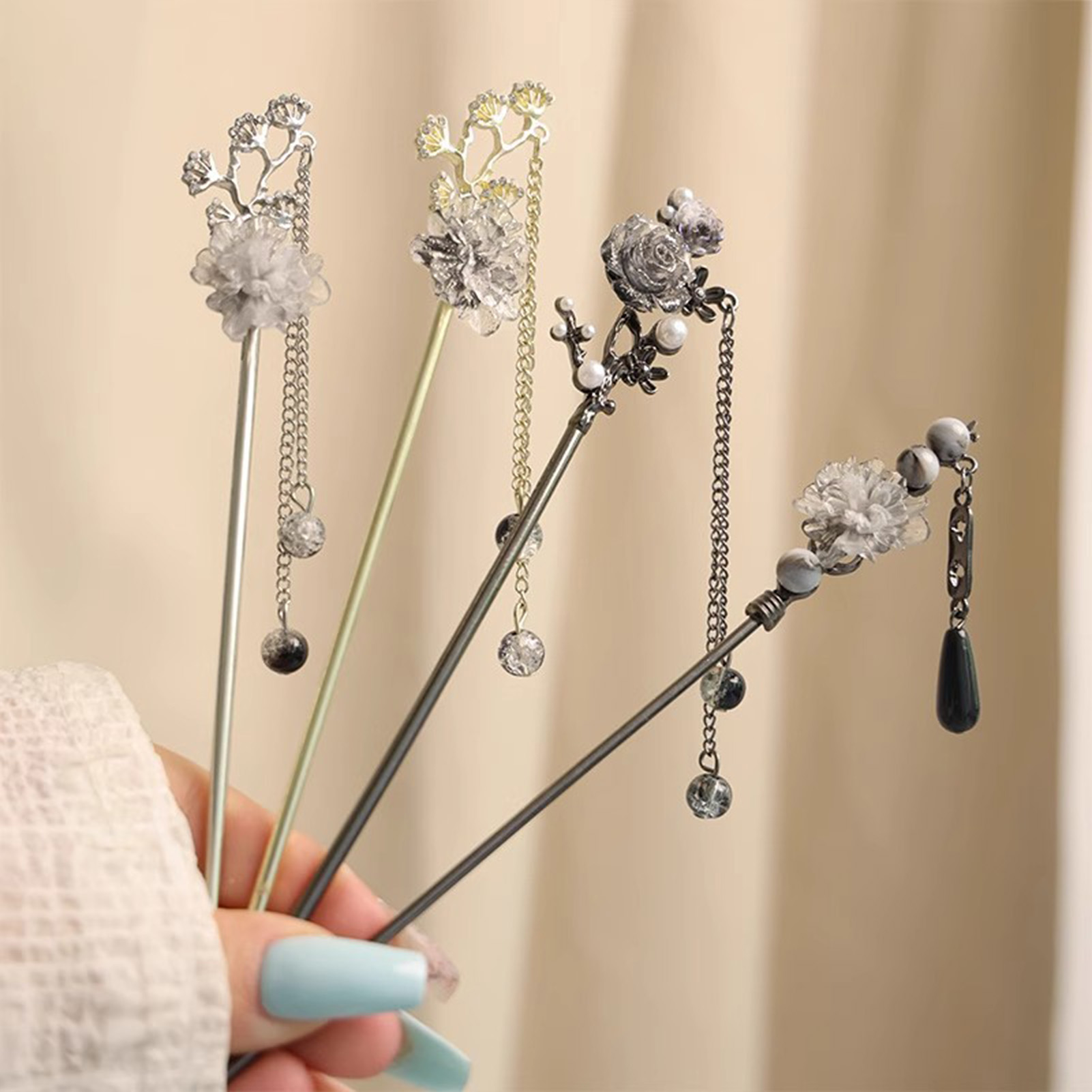 エレガントな花のヘアスティックフォーク合金ヘアクリップビーズ - Supply Florist のレビューと価格